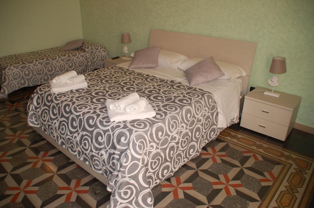 B&B Emily Brindisi Kültér fotó